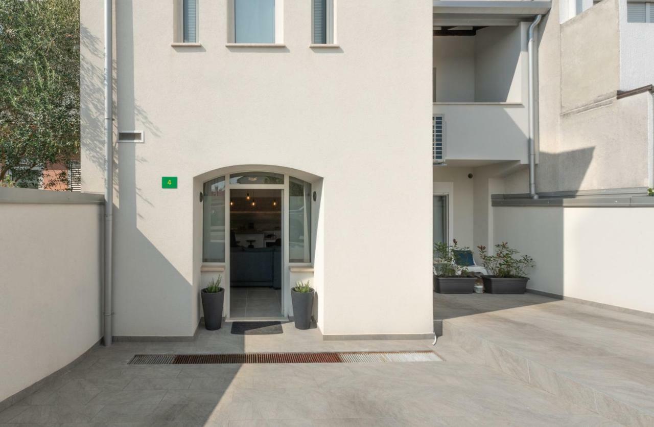 Apartment Profondo พูลา ภายนอก รูปภาพ